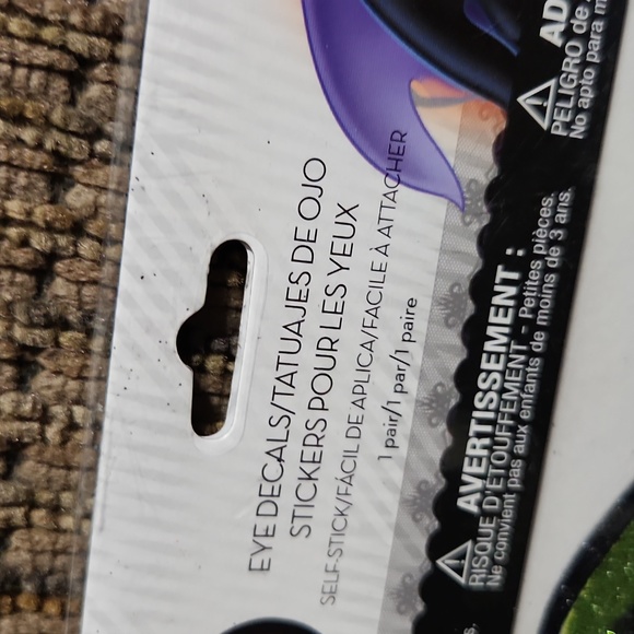 Claire's Disney Villains Maleficient Eye Decals Halloween Makeup - Picture 5 of 6